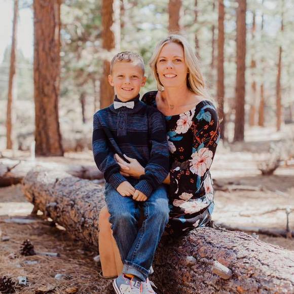 Meet your Posher, Keely - Picture 1 of 1